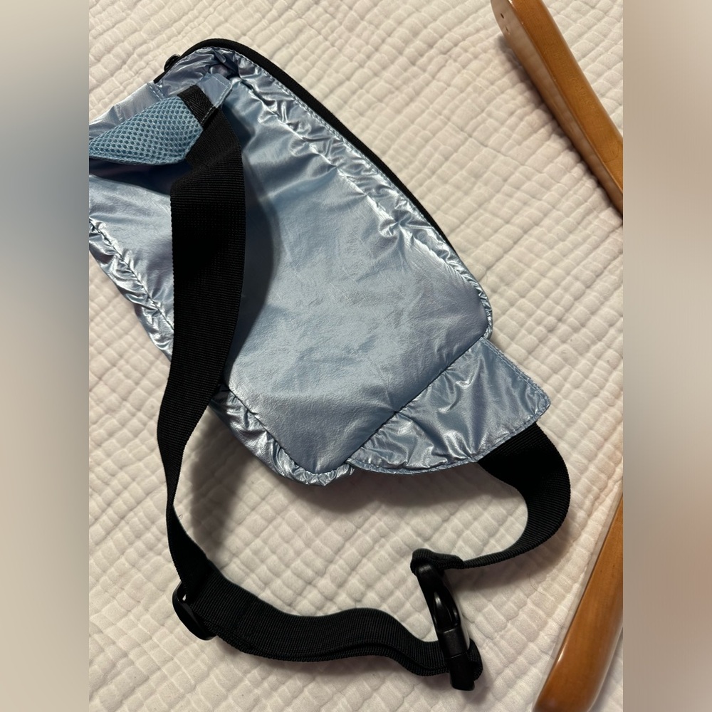 Free People FP Movement Belt Bag NWOT - Picture 5 of 7